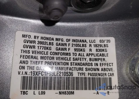 2020 Honda Civic Touring z USA, uszkodzony, nr VIN 19XFC1F93LE210536
